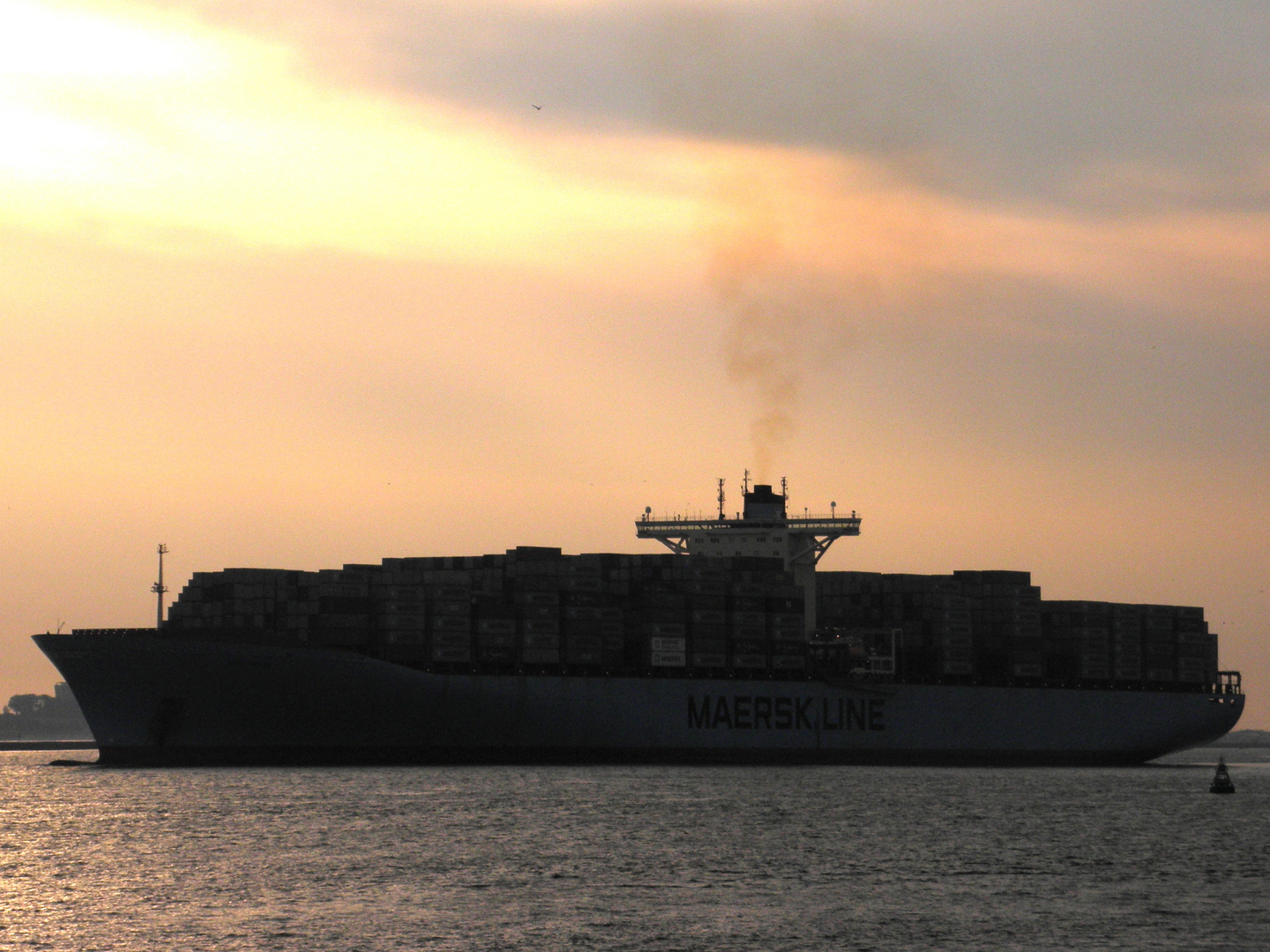 Morgendämmerung Ebba Maersk IMO 9321524