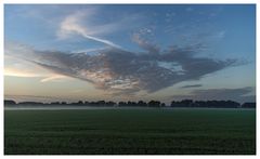 Morgendämmerung im Herbst