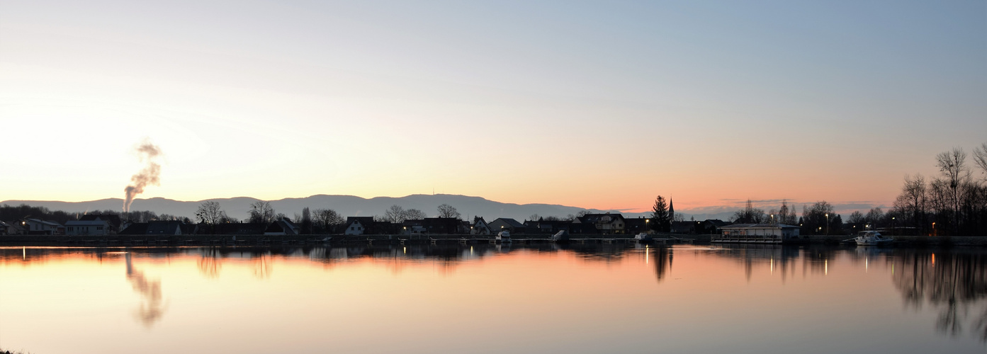 Morgendämmerung in Greffern