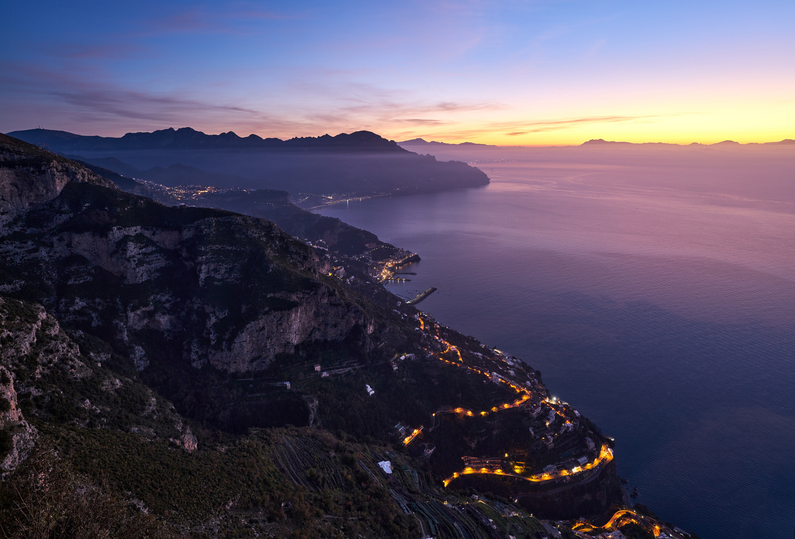 Morgendämmerung über Amalfi II