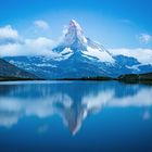 Morgendliche Blaue Stunde am Matterhorn