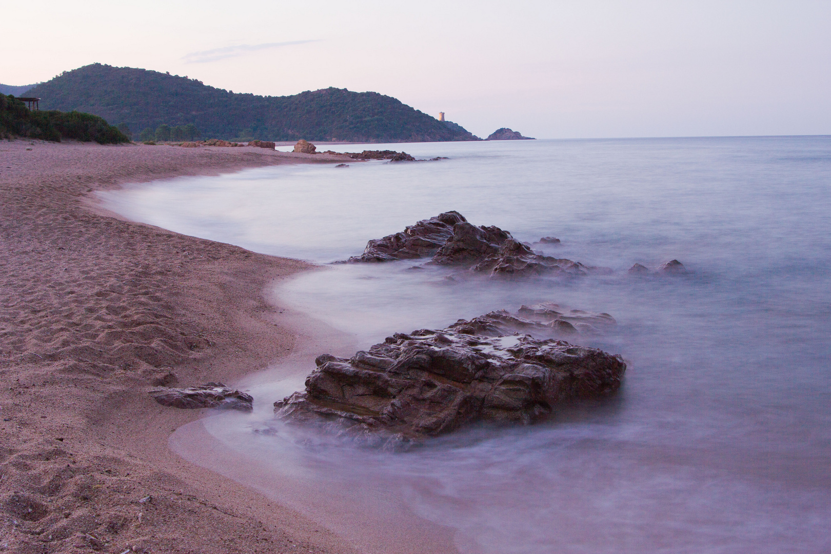 Morgends am Strand