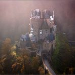 Morgenglühen auf Burg Eltz