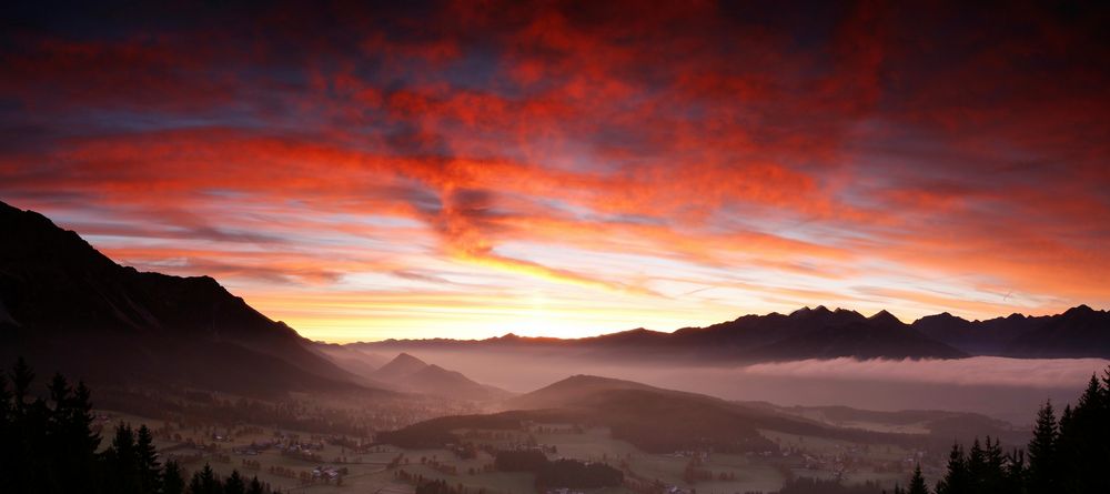 Morgengrauen über der Ramsau