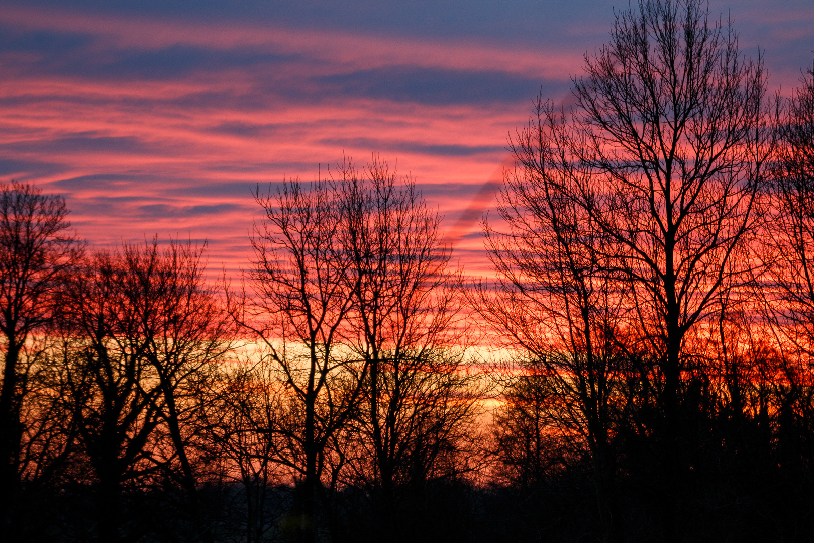 Morgenhimmel in Flammen