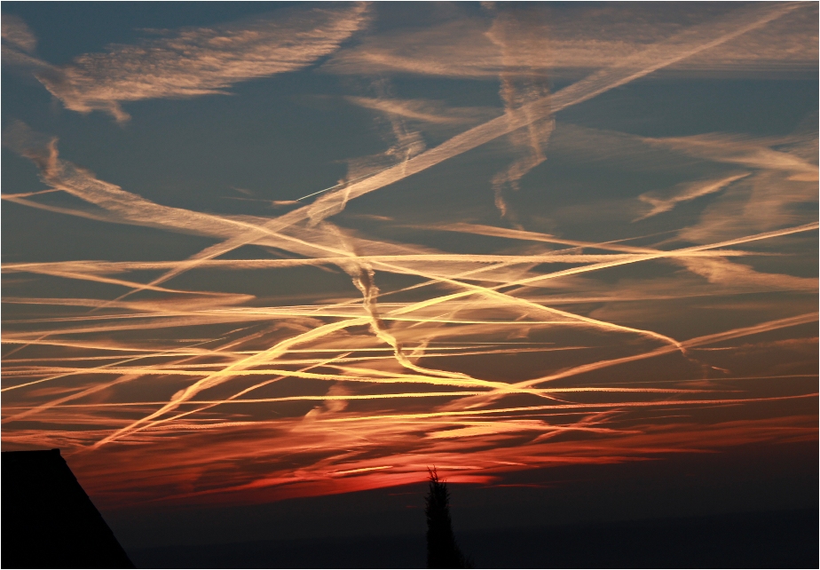 Morgenhimmel über der Eifel