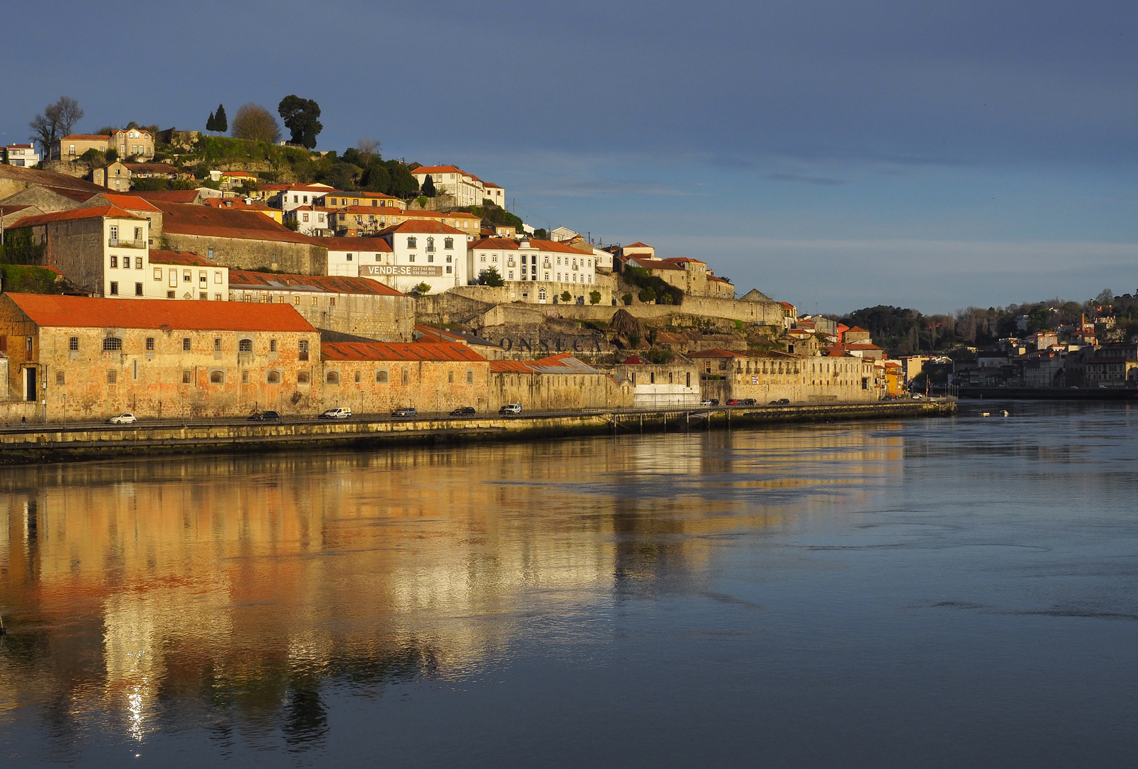 Morgenlicht 1 Archiv am Douro