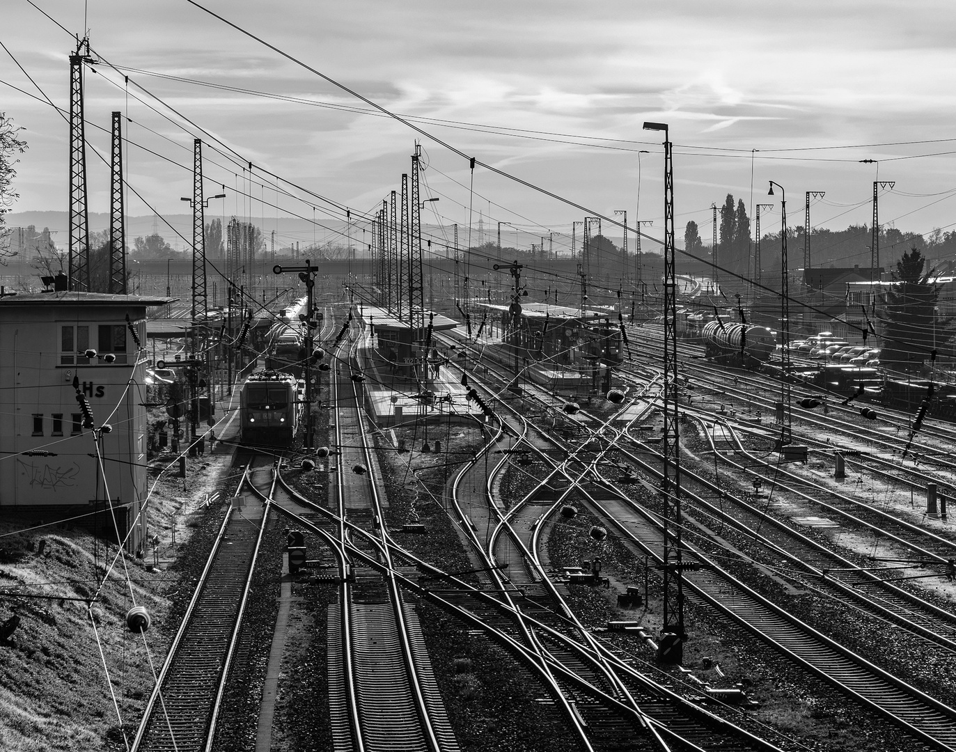 Morgenlicht in Hanau Hbf - II -