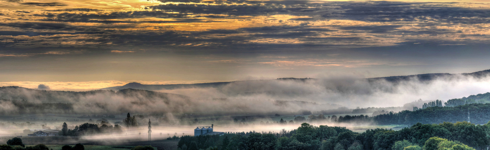 Morgennebel am Eifelrand