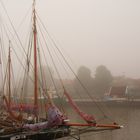 Morgennebel am Hafen Stade