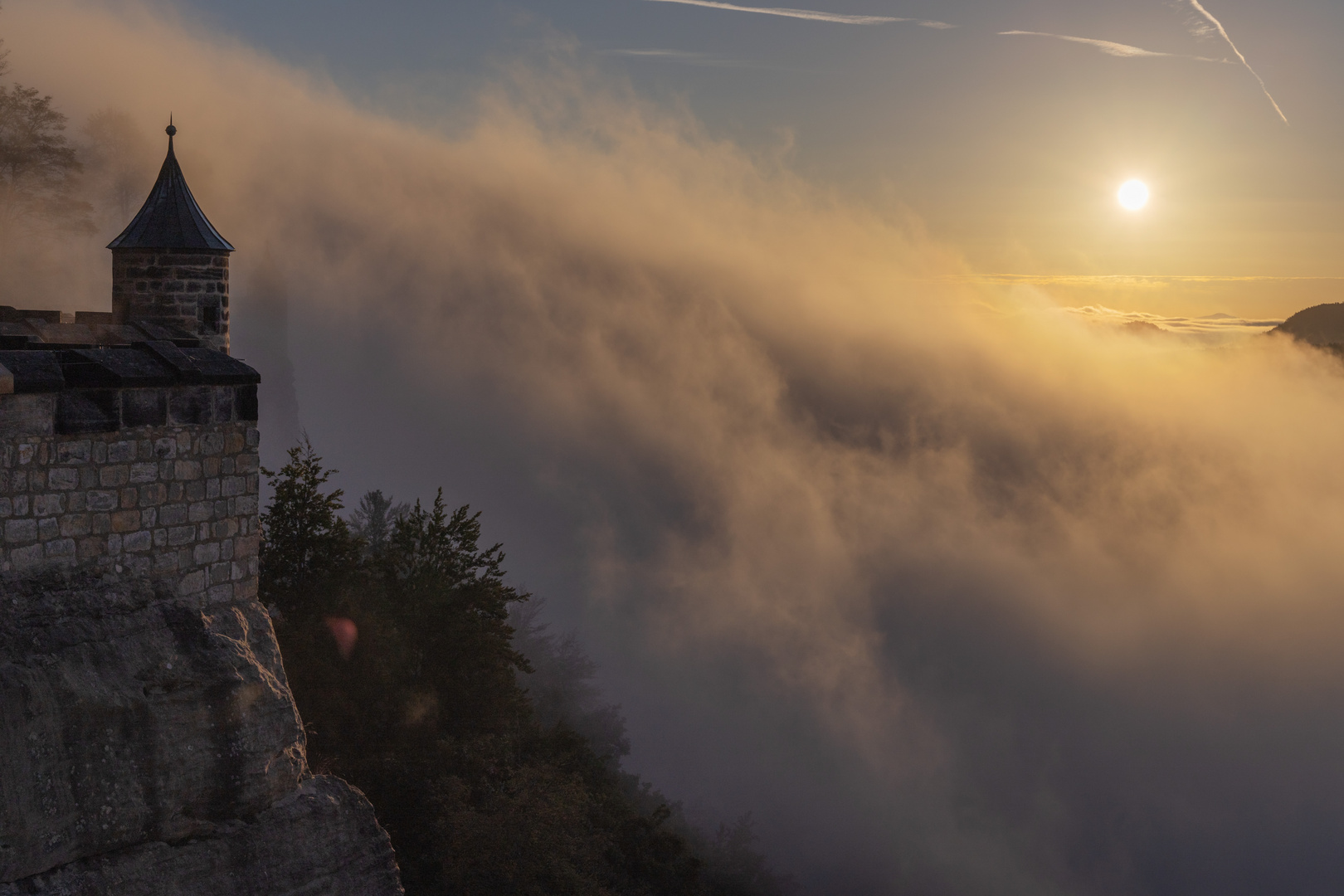 Morgennebel am Königstein (2)