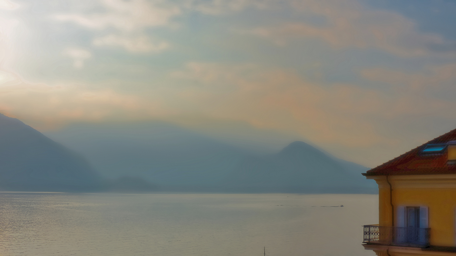 Morgennebel am Lago Maggiore