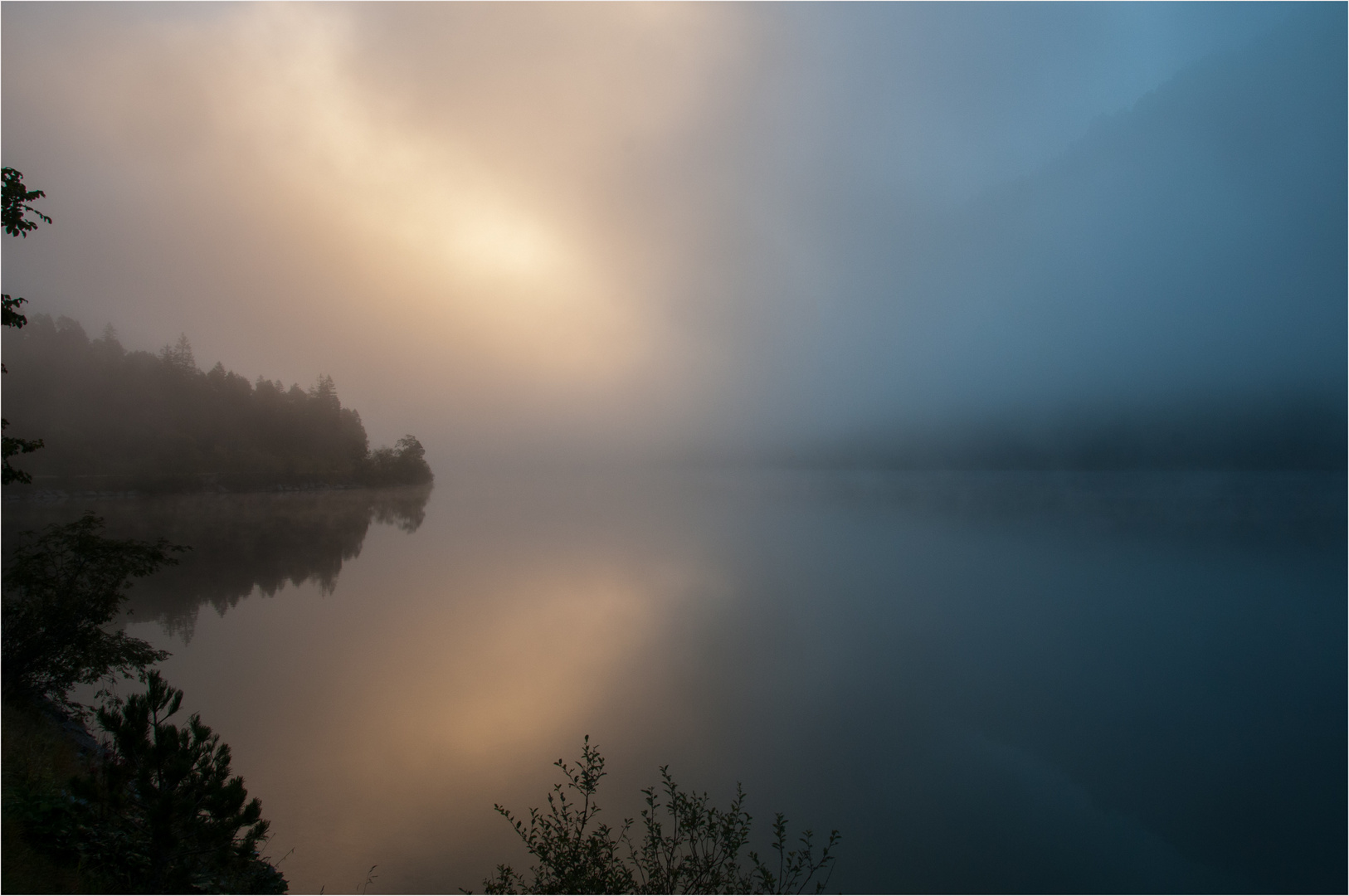 Morgennebel am Plansee