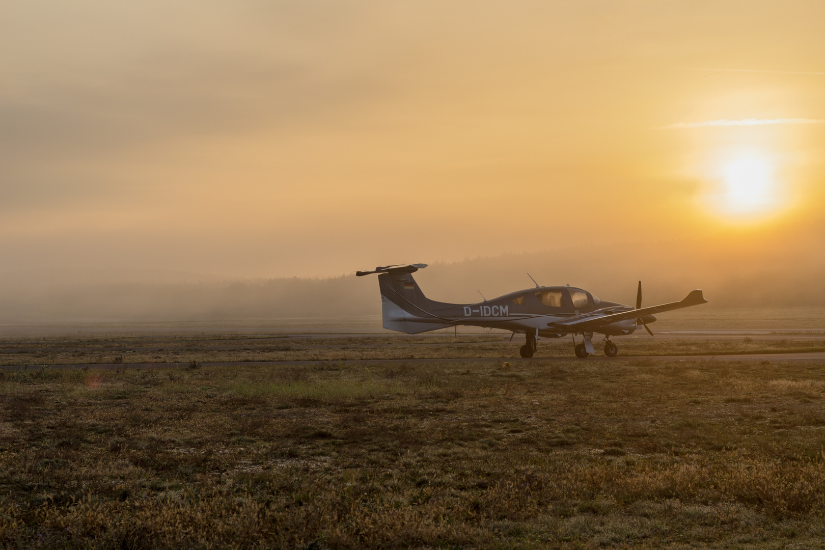 Morgennebel in EDAZ Schönhagen D-IDCM