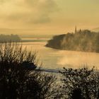 Morgennebel über dem Rhein