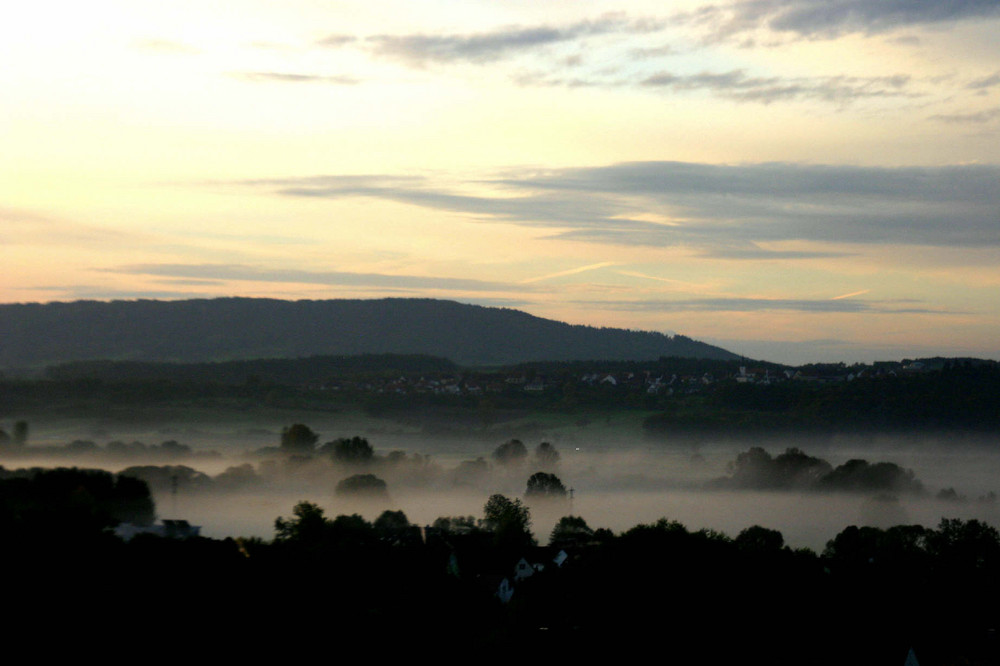 Morgennebel über dem Wiesenttal