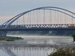 Morgennebel über'm Fluss