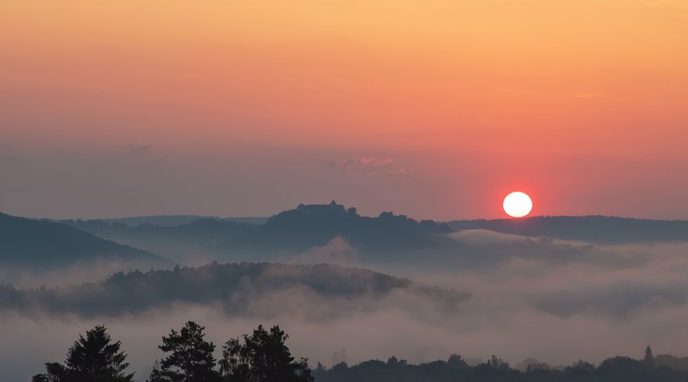 Morgenröte & Nebel