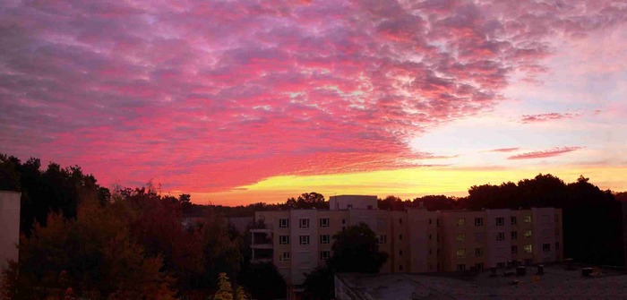 Morgenröte überm Altersheim