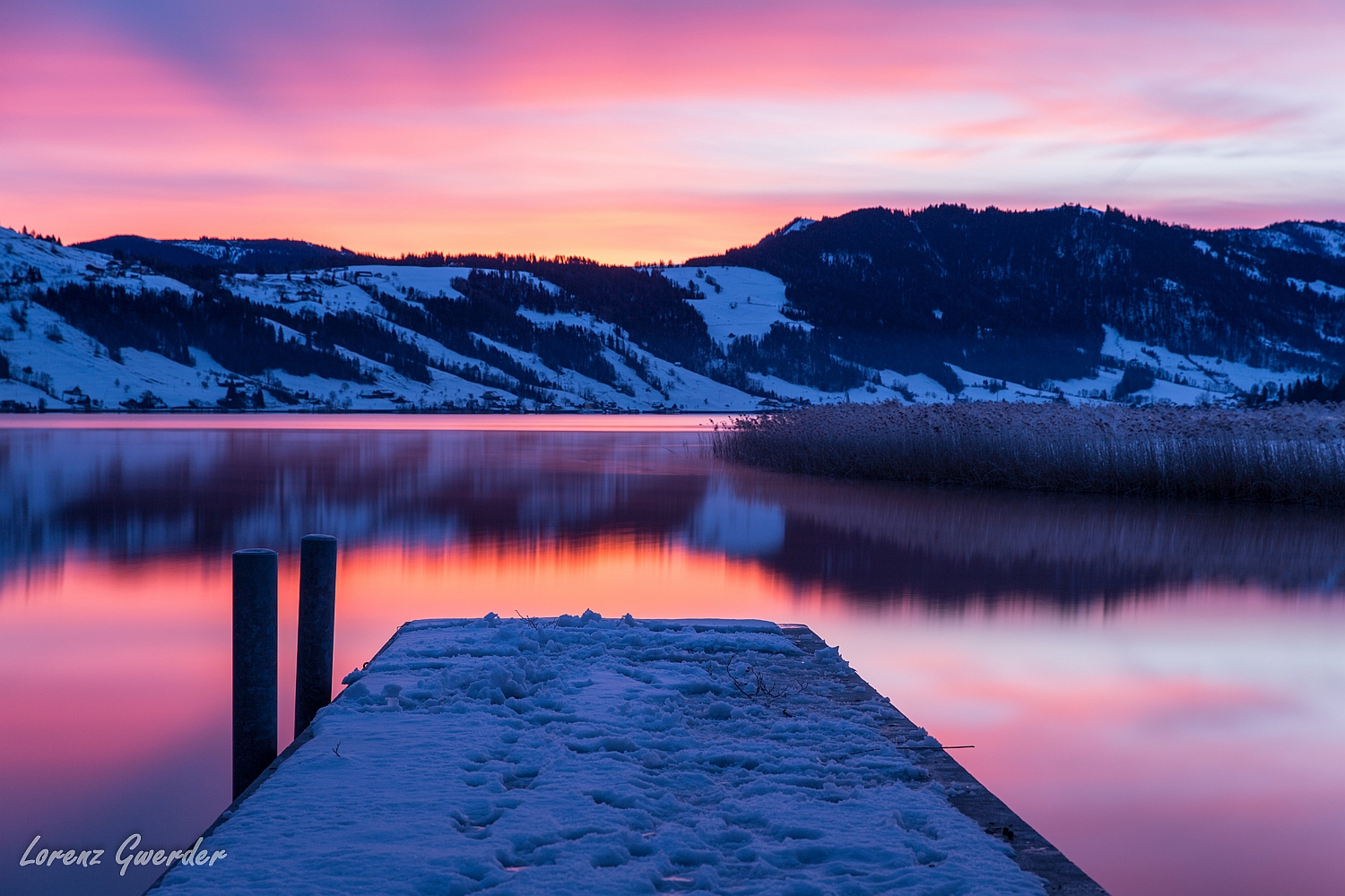 Morgenrot am Badesteg