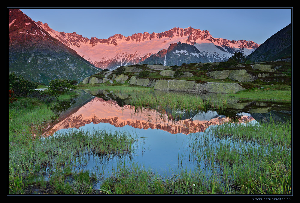 Morgenrot am Dammastock