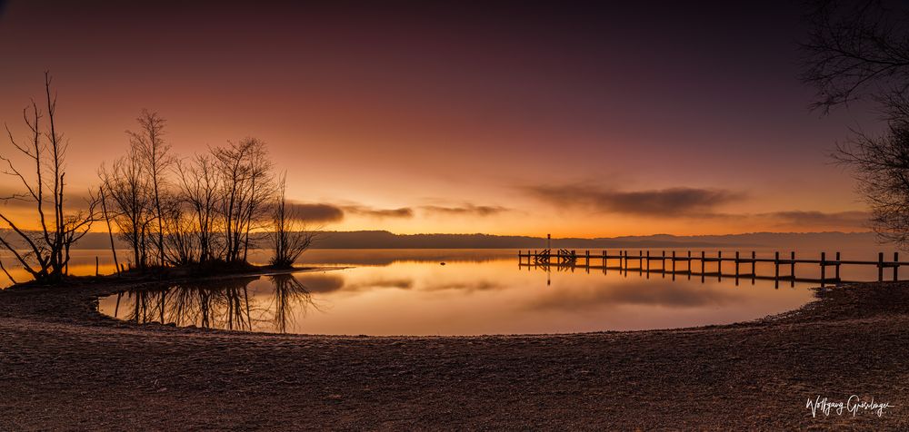 Morgenrot am Starnbergersee