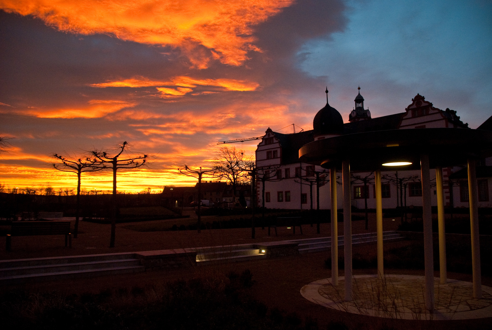 Morgenrot über Schloss Ehrenstein