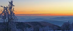 Morgenrot und 123 km Sicht ins Riesengebirge zur Schneekoppe  in einer weiteren Aufnahme...