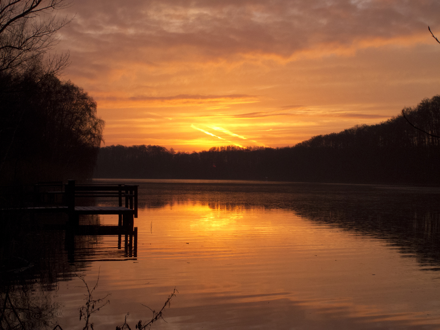 ..morgens 1/2 9 in Deutschland...