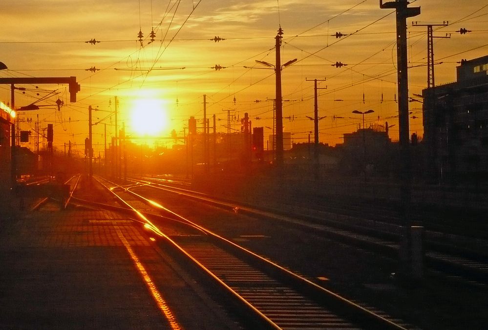 Morgens am Bahnhof