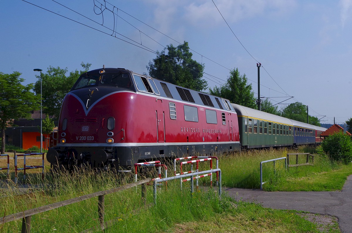 Morgens am Bahnübergang