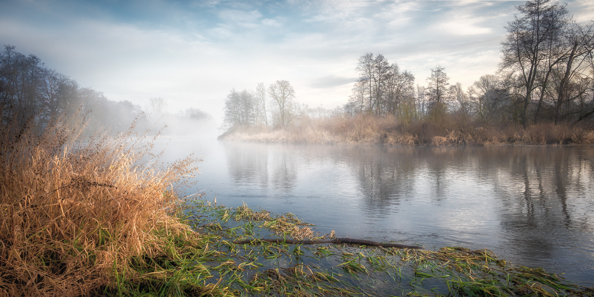 morgens am Fluss