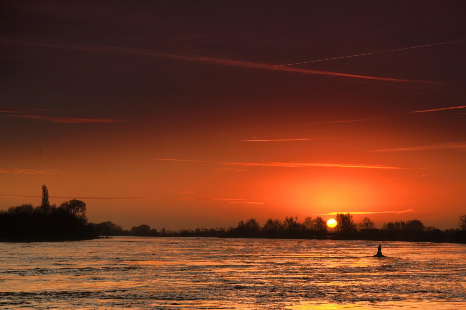 Morgens am Fluss