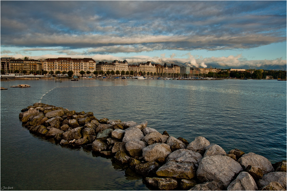 Morgens am Genfersee