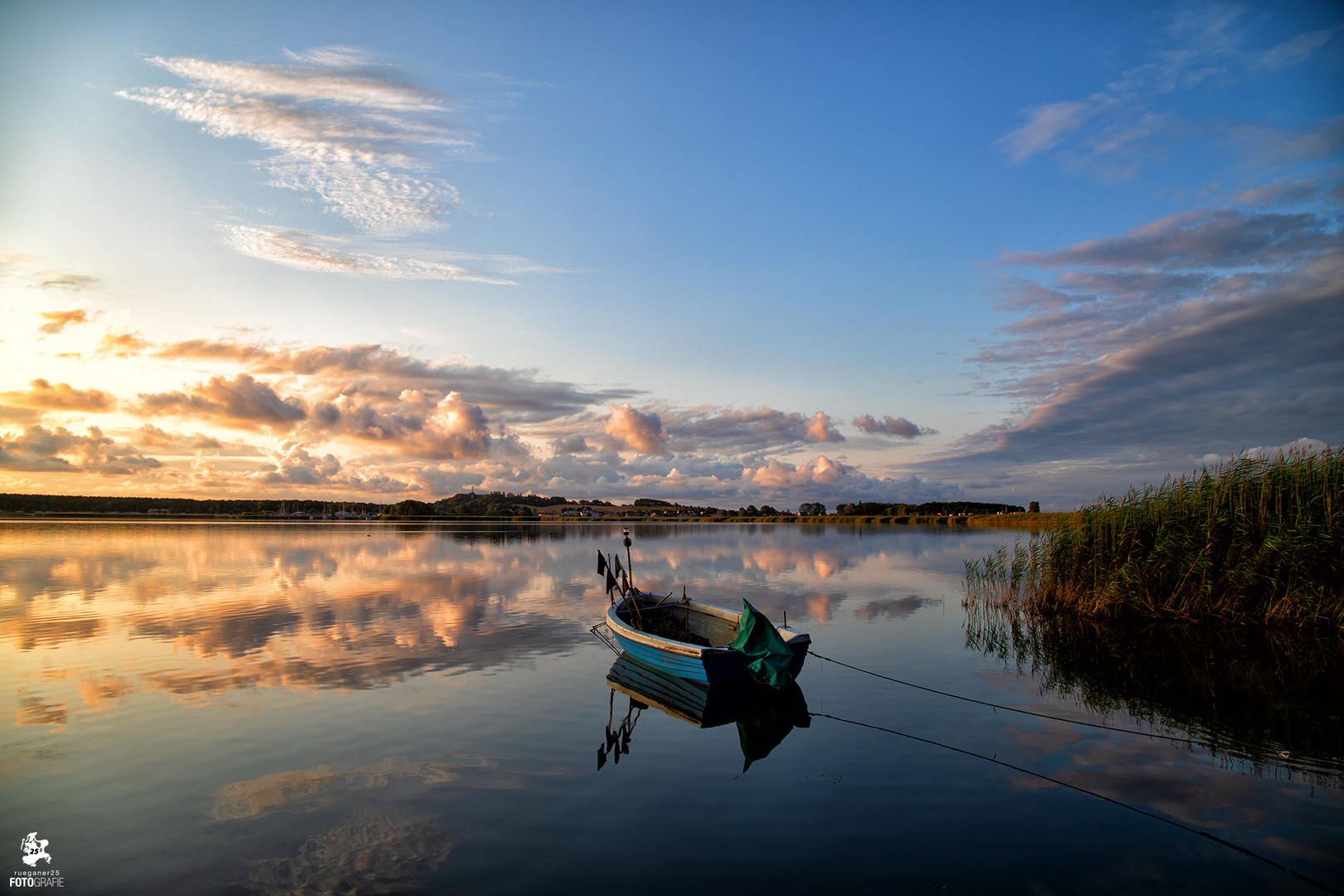 Morgens am Hafen von Klein Zicker