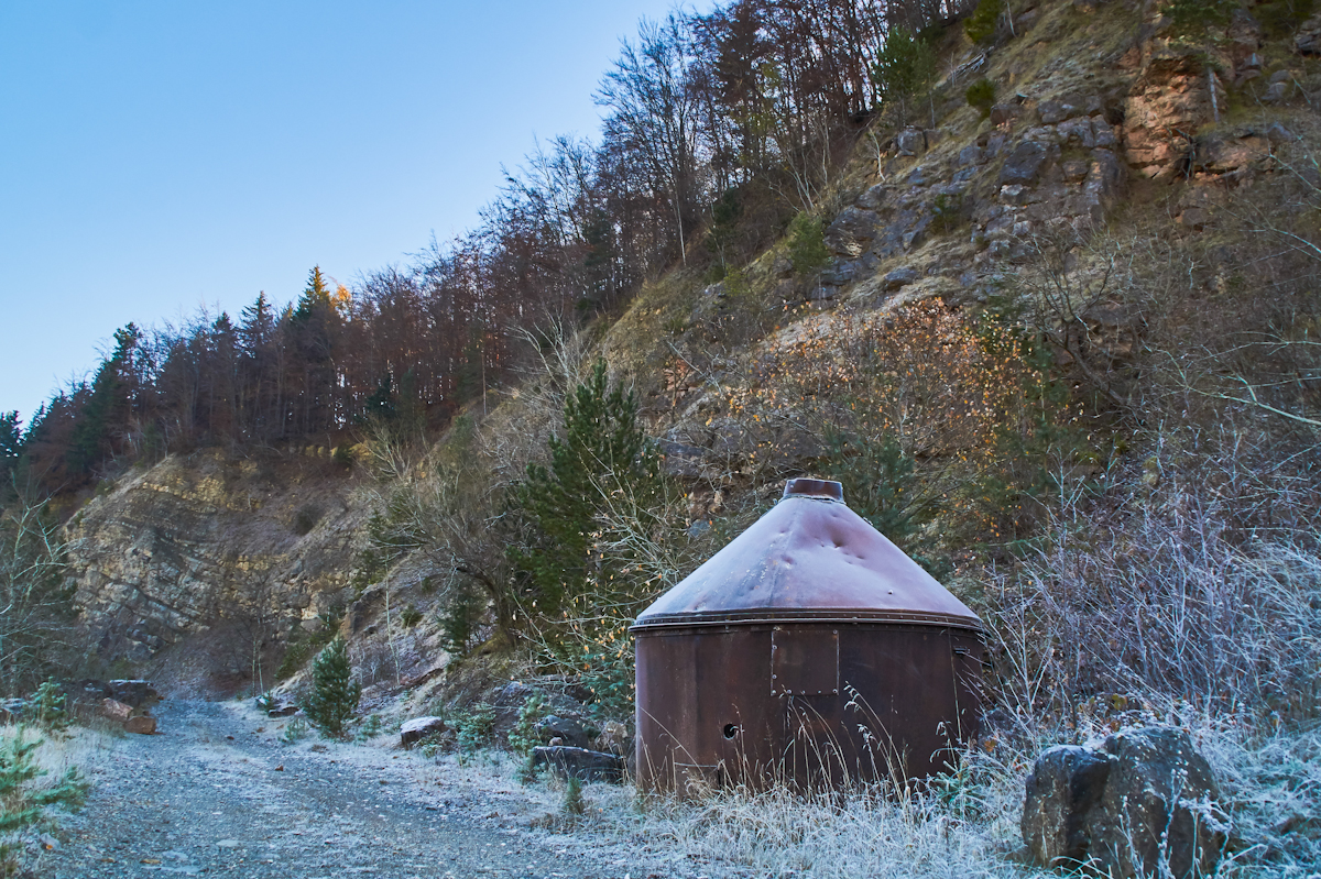 Morgens am Kalksteinbruch