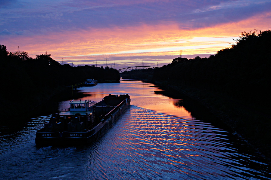 ...morgens am Kanal