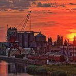 Morgens am Kanal bei Fürth (mit Canon's HDR- Tool bearbeitet)