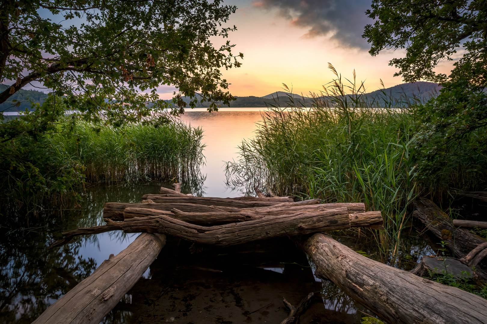 Morgens am Laacher See II