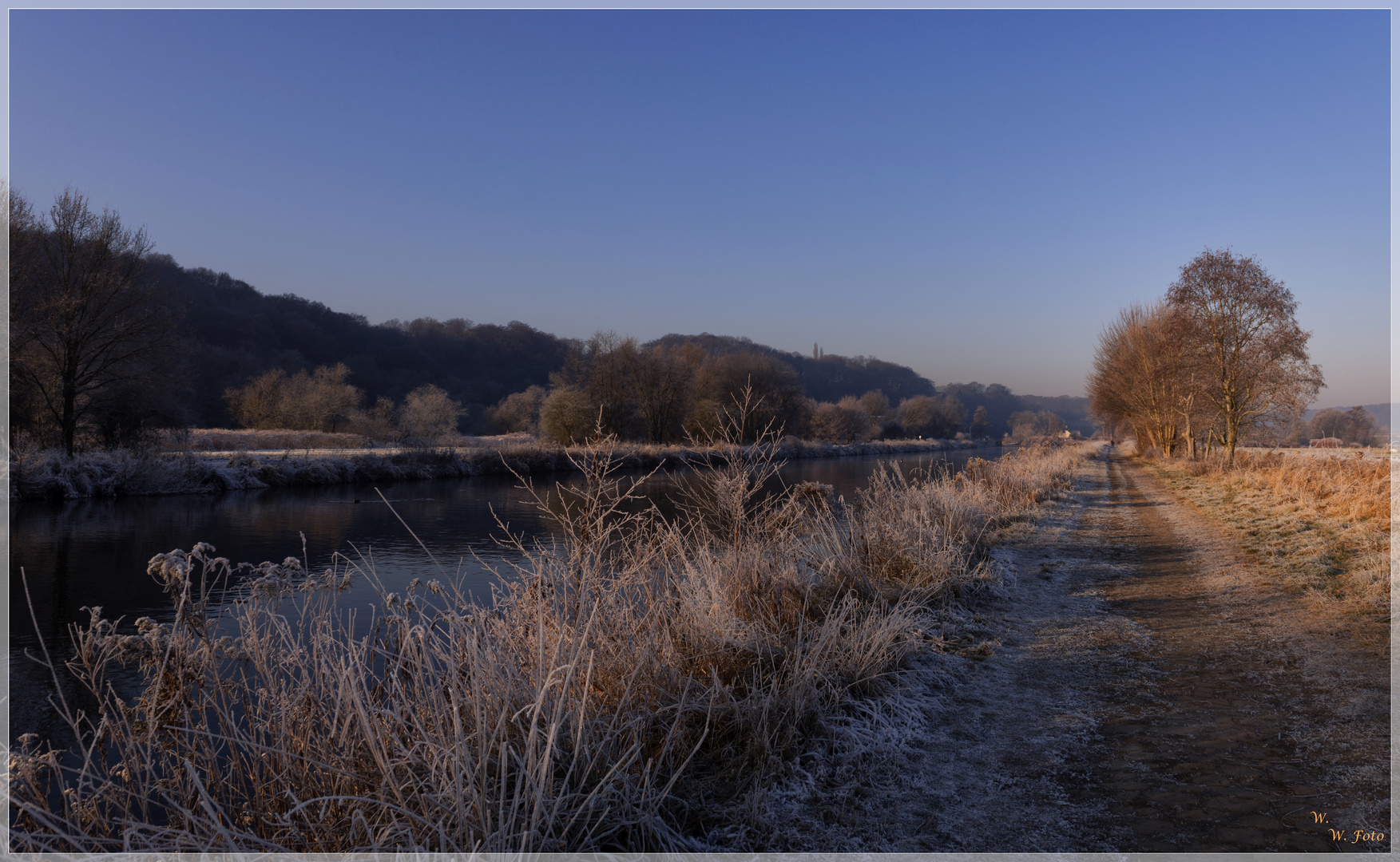 Morgens am Leinpfad