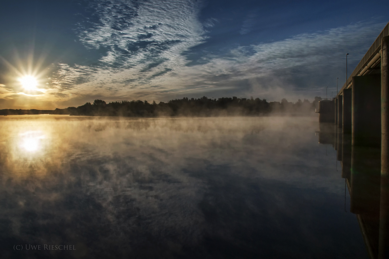 Morgens am Muldestausee