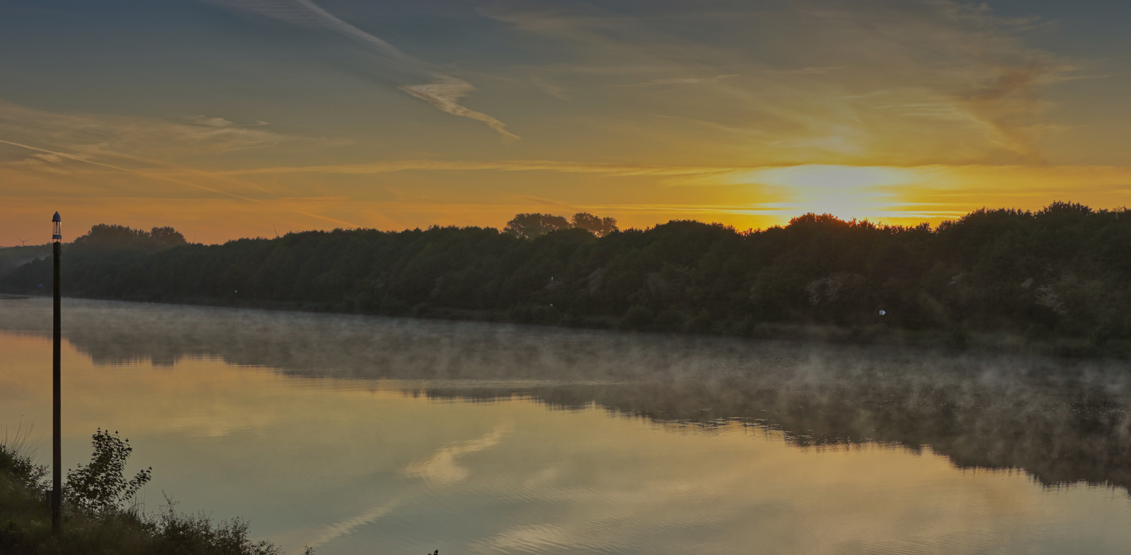   Morgens am NO Kanal  