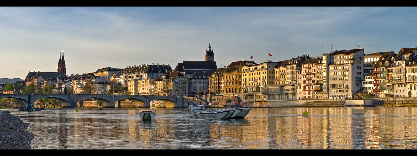 Morgens am Rhein