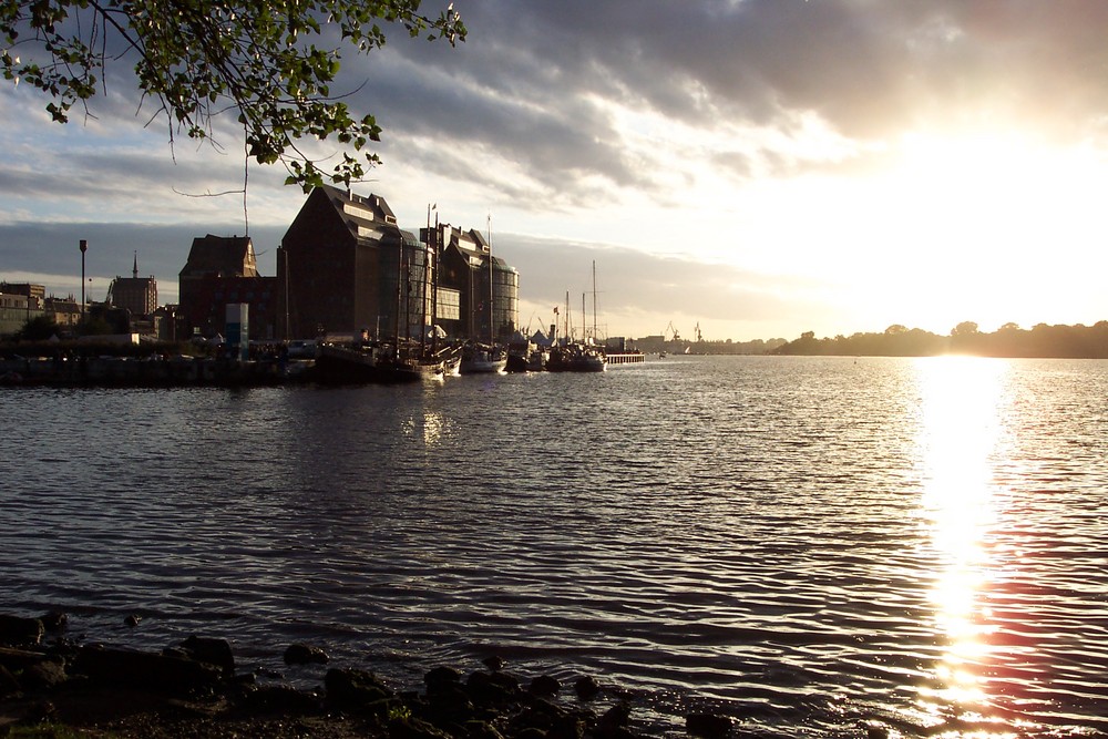 Morgens am Rostocker Hafen