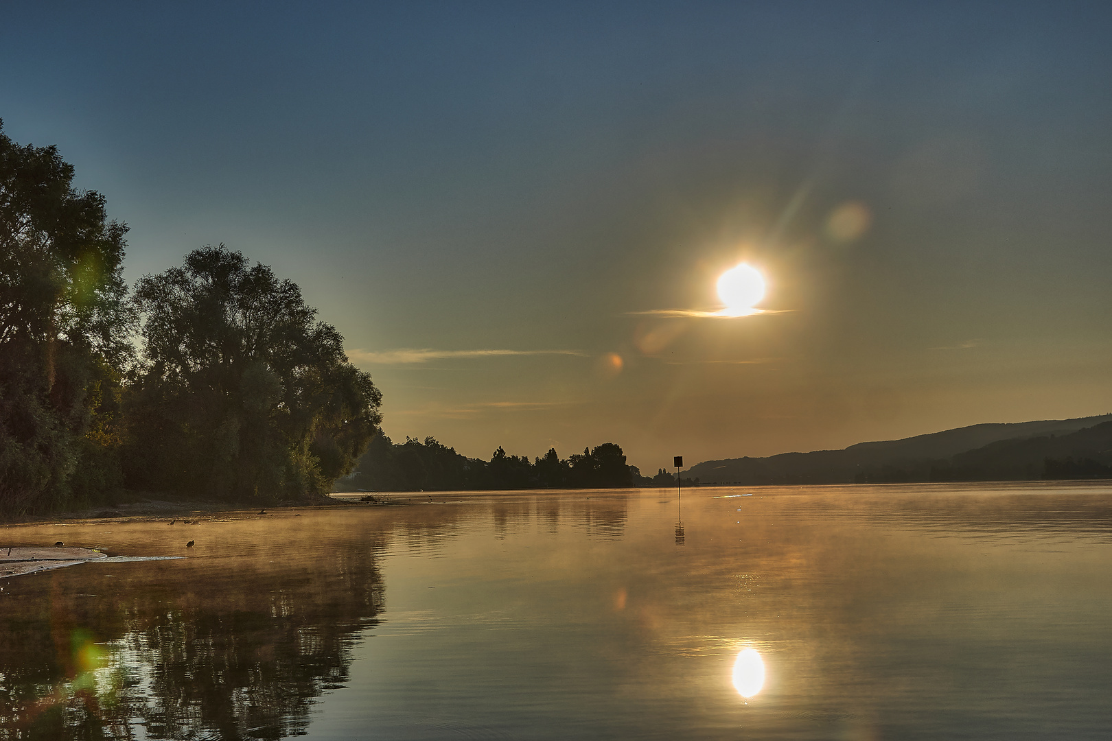 Morgens am See