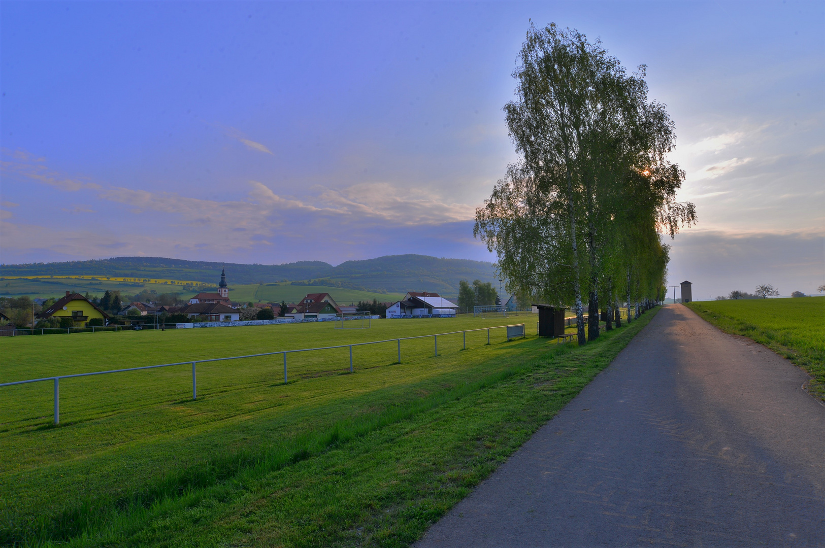 morgens am Sportplatz