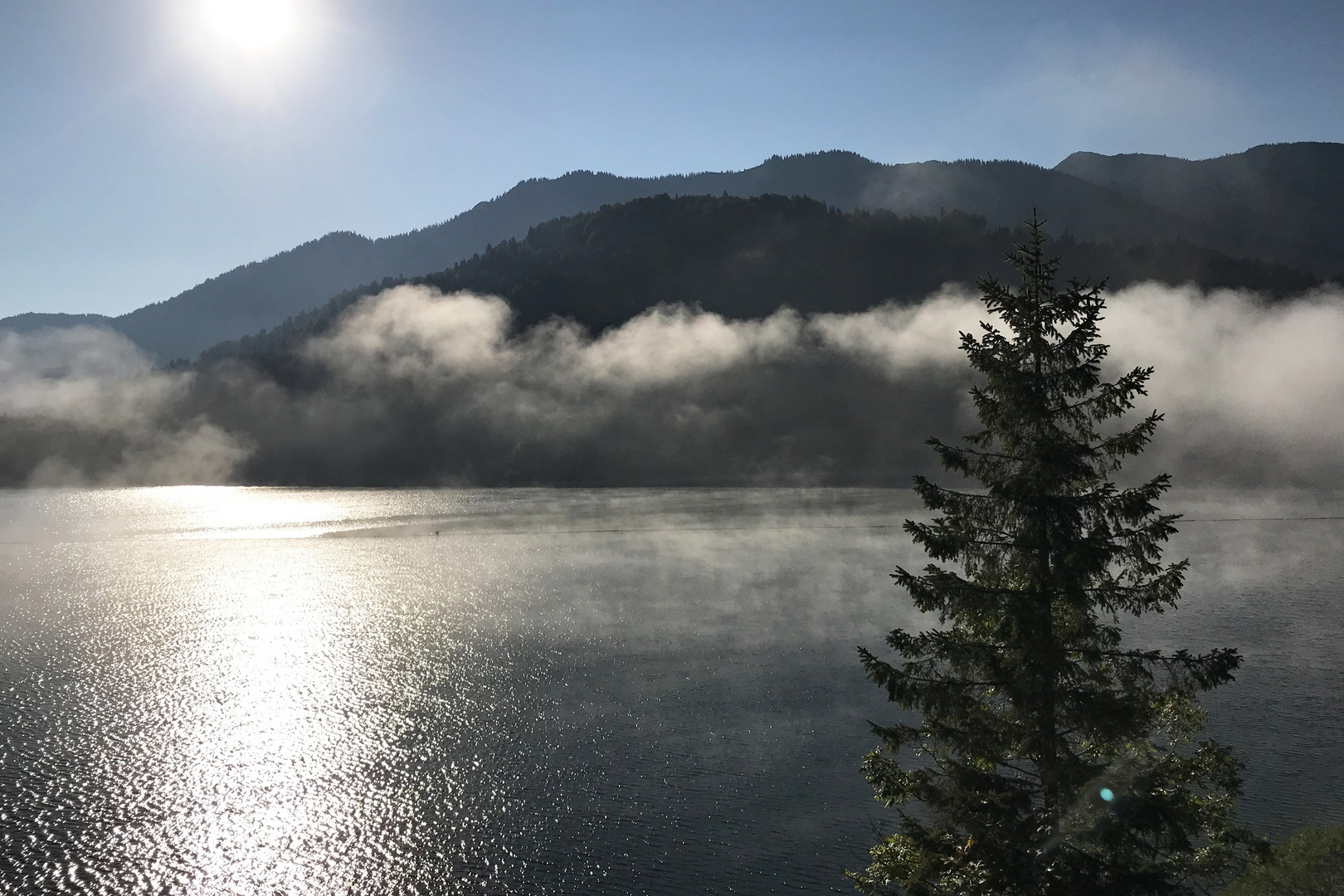 Morgens am Sylvensteinstausee