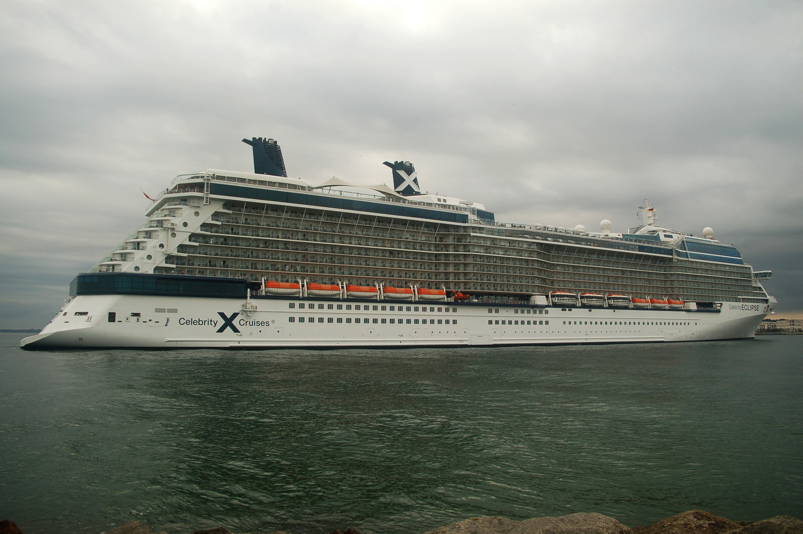 Morgens an der Mole - Celebrity Eclipse