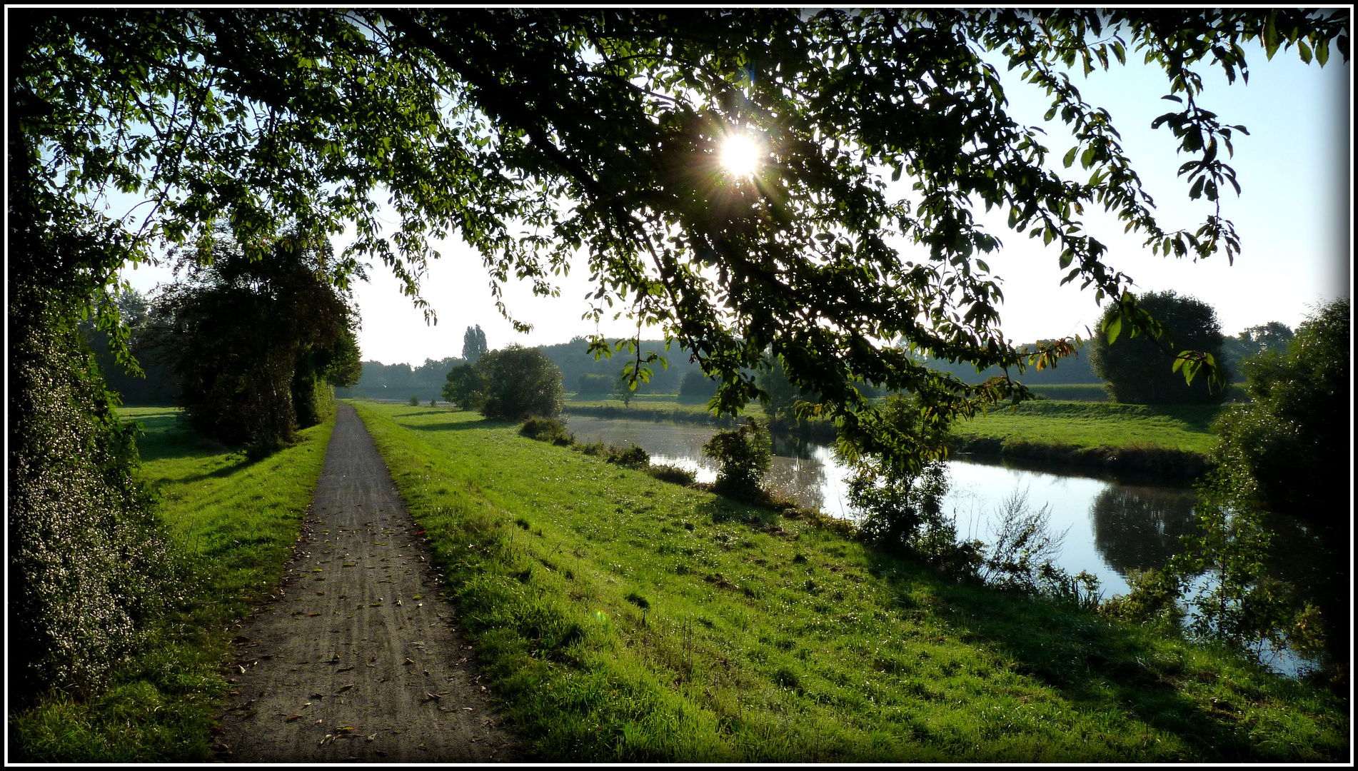 morgens auf meiner Radtour am Lieblingsfluss