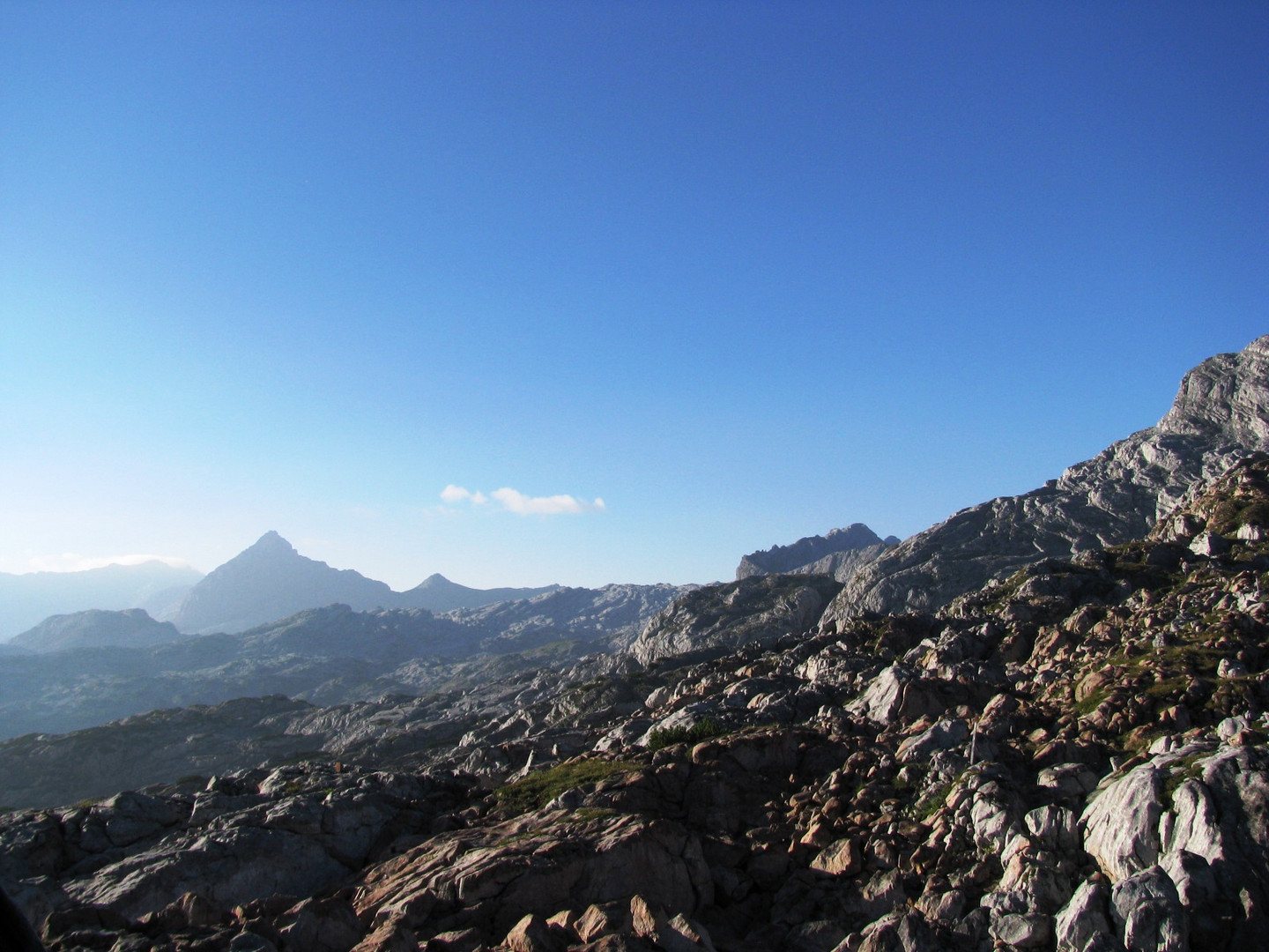 Morgens der Blick in Richtung Schönfeldspitze